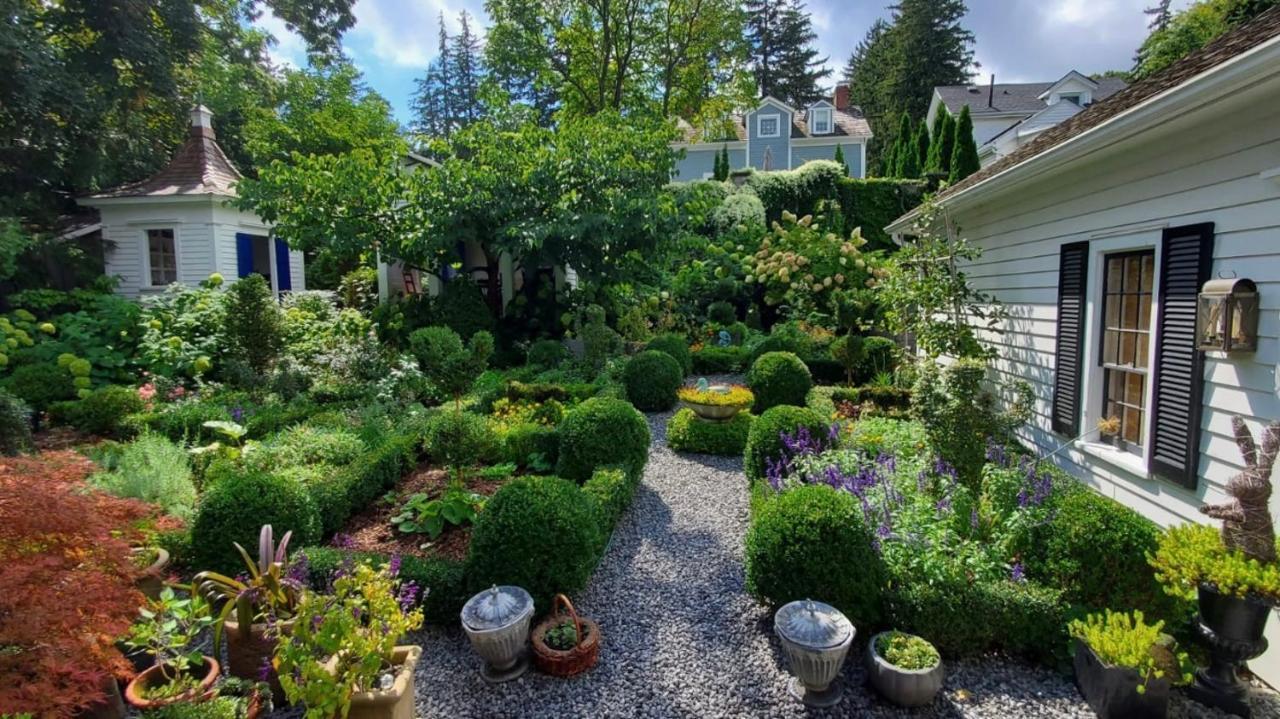 Dot'S Landing Garden Room Niagara-on-the-Lake Exterior photo